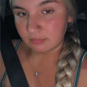 Meet your Posher, Kailyn